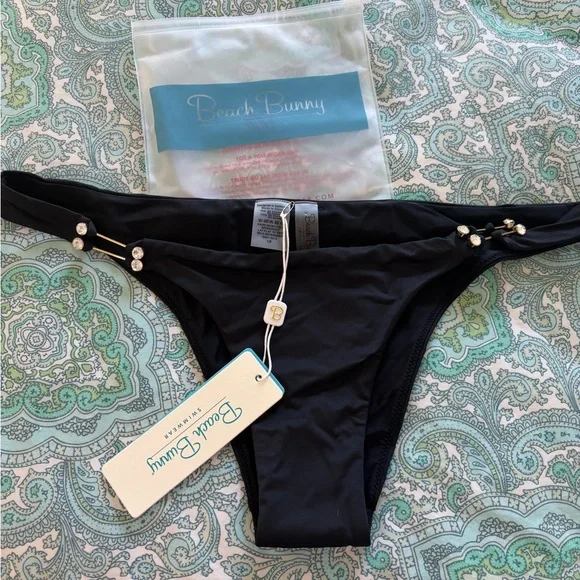 NWT Beach Bunny Black Noelani Skimpy Bottoms size large. No Flaws - Picture 5 of 8